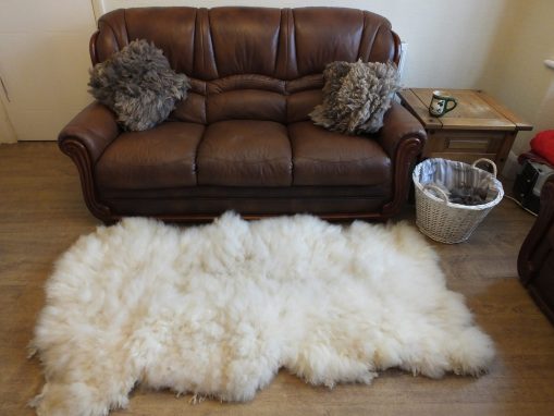 luxurious romney sheep fleece rug